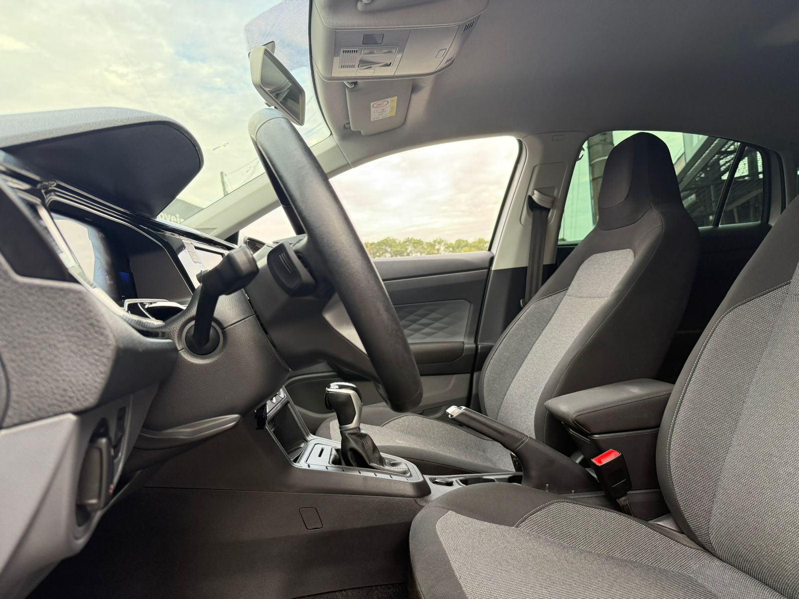 5cb5ad53-1f90-412b-ac2b-a888cc61415d